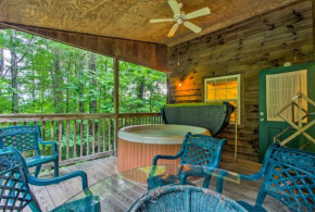 Bryson City Gone Biking Cabin with Porch and Spa